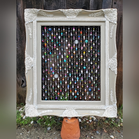 BOHO CHICKEN WIRE BEADED FRAME/WALL DECOR - Picture 3 of 7